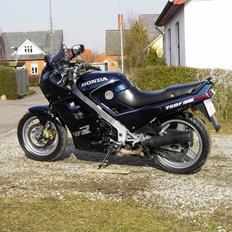 Honda VFR 750 F