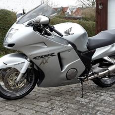 Honda CBR 1100 XX Super blackbird