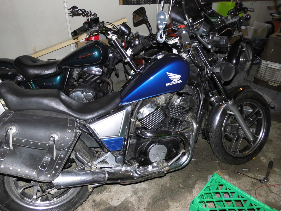 Honda VT 500 shadow billede 4