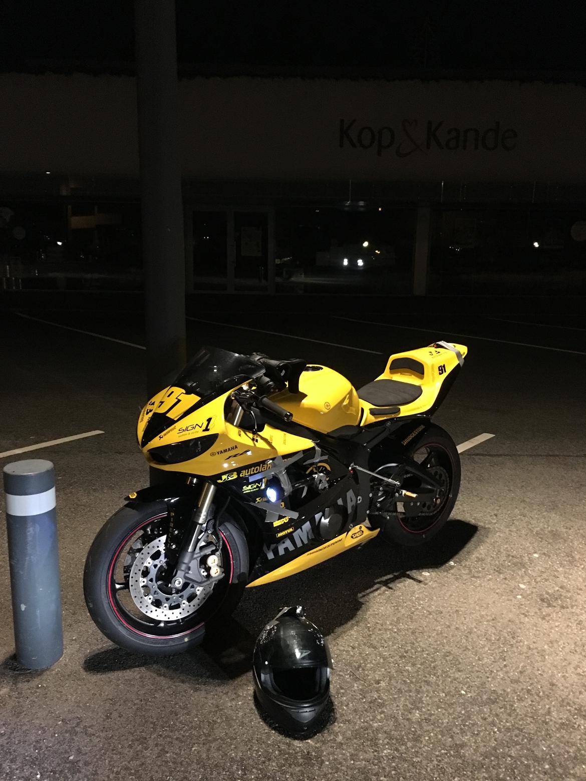 Yamaha R6 billede 4