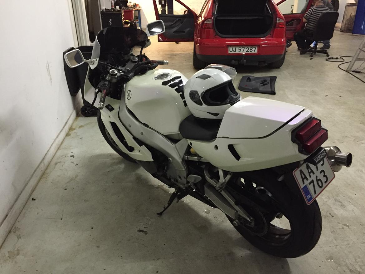 Yamaha YZF 750 R billede 7