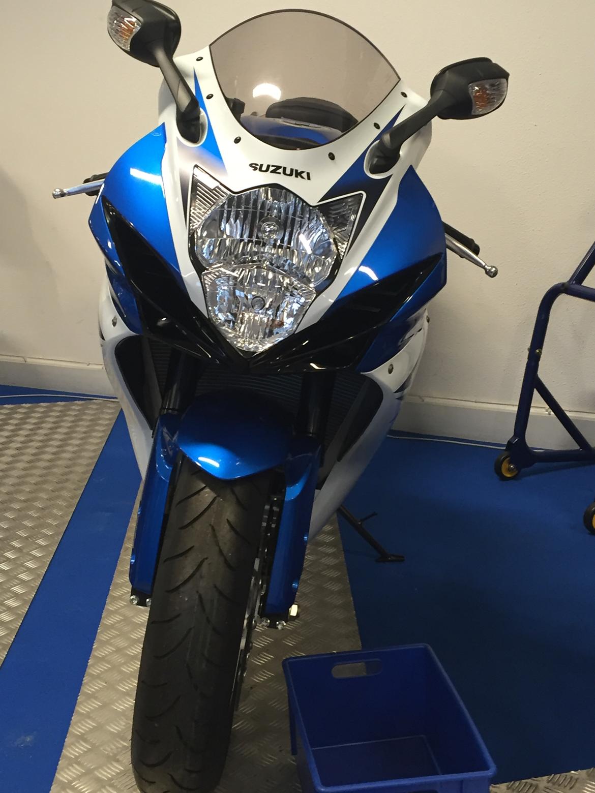 Suzuki GSX-r600 l1 solgt billede 2