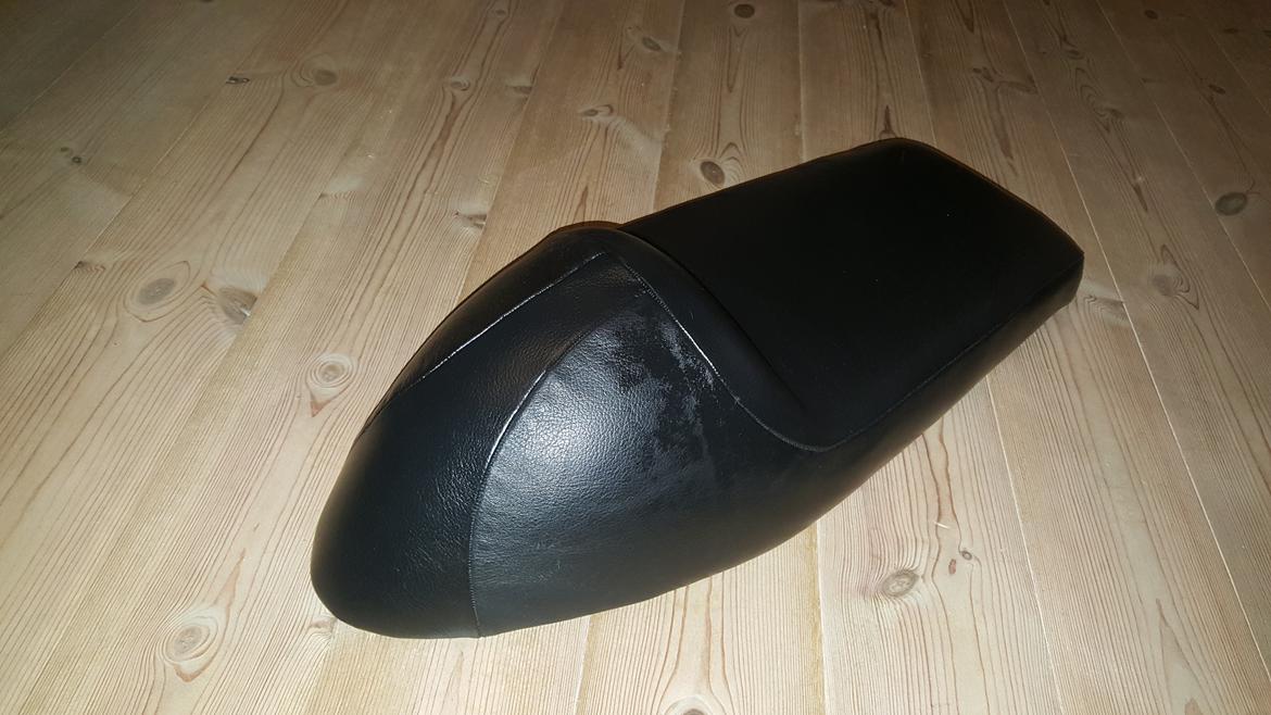 Suzuki GSX 400 F billede 17