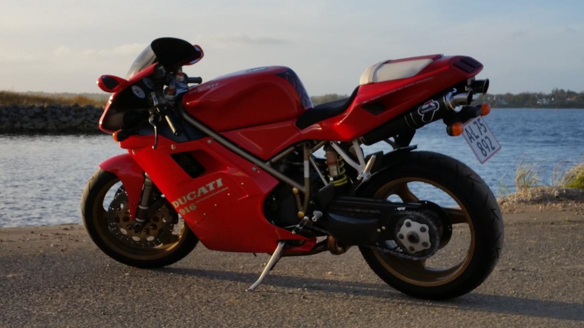 Ducati 916 Biposto - Struer havn billede 3
