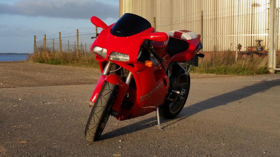 Ducati 916 Biposto - Struer havn billede 2