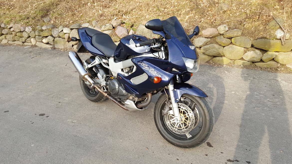 Honda VTR1000 Firestorm billede 5