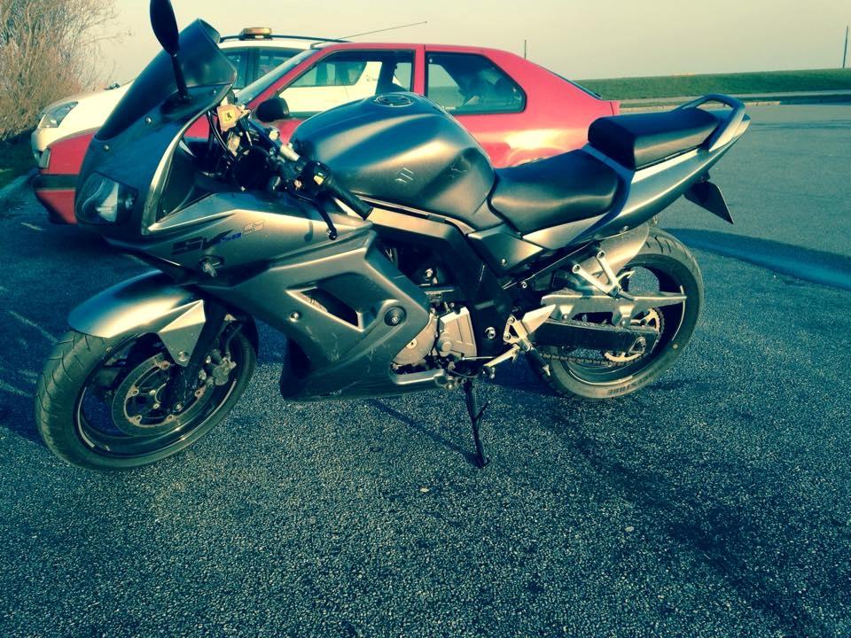 Suzuki [TOTALSKADET] SV650S billede 2