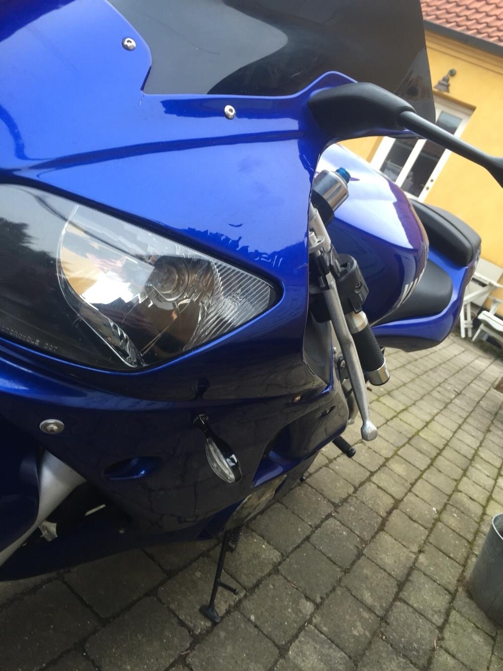 Yamaha R6 billede 4