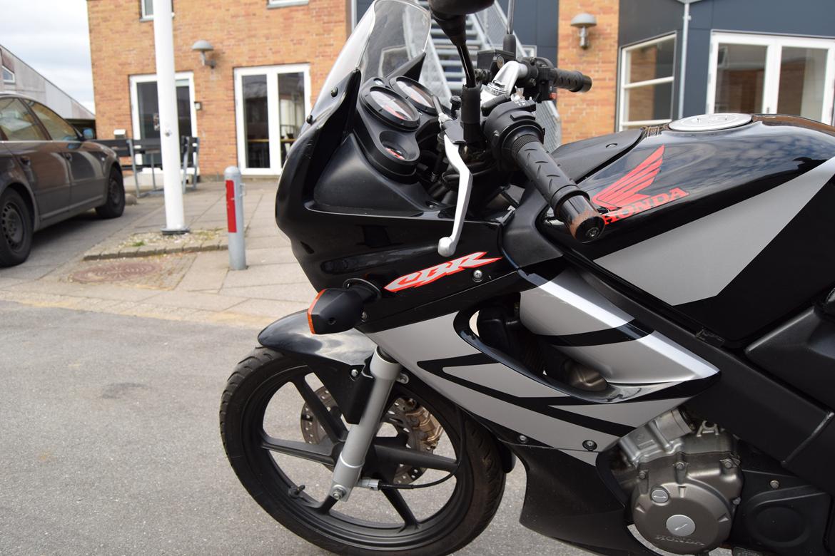 Honda Cbr 125 billede 3