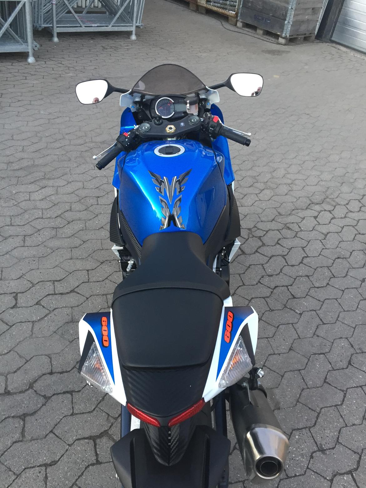 Suzuki GSX-r600 l1 solgt billede 6