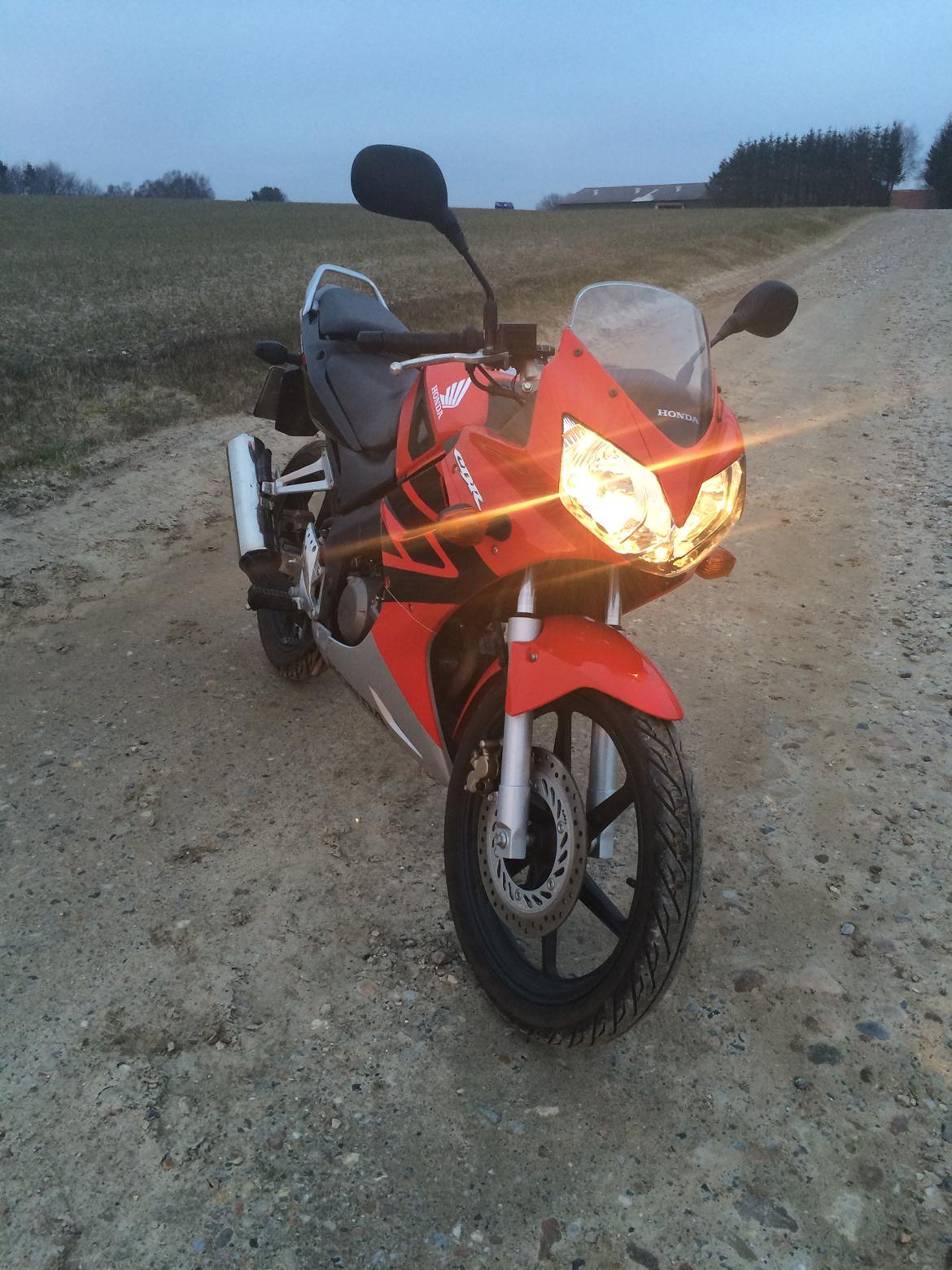 Honda CBR 125R billede 10