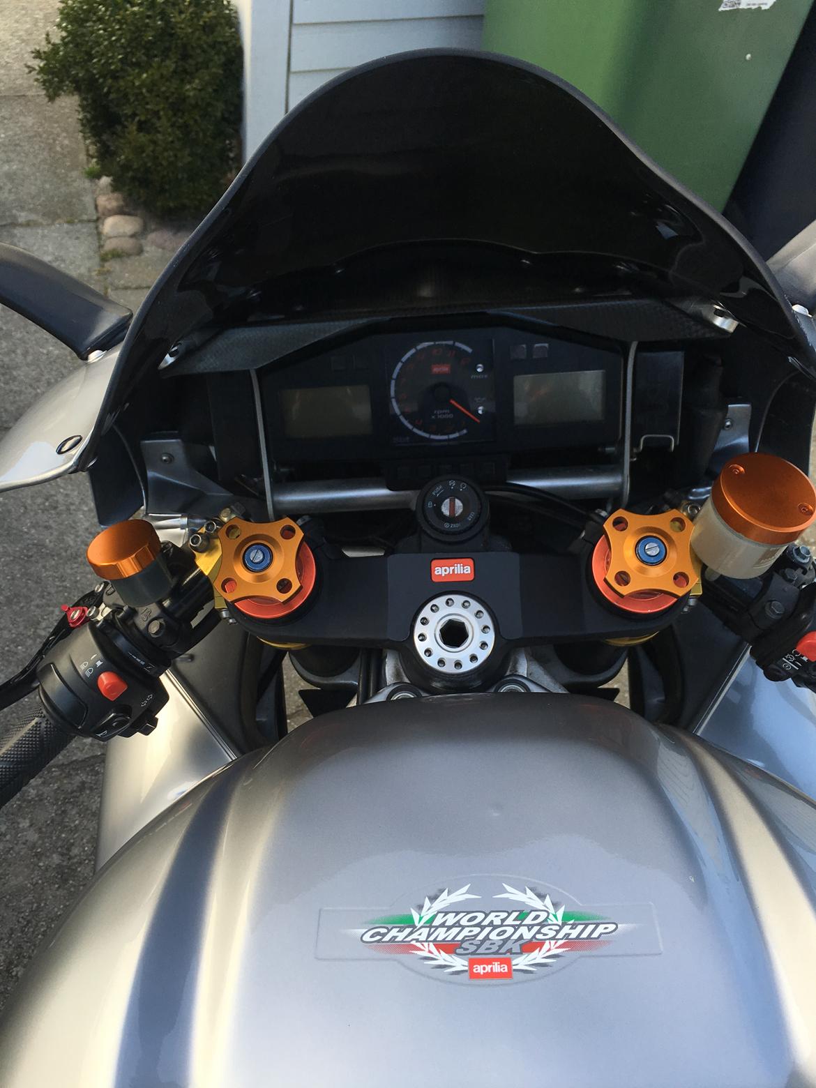 Aprilia RSV 1000 Mille "SOLGT" billede 10