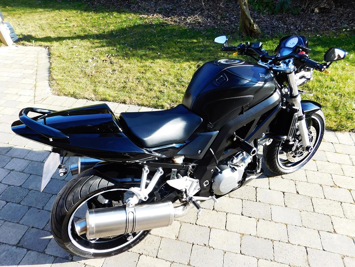 Suzuki SV 1000 N K7 - 2016 billede 3