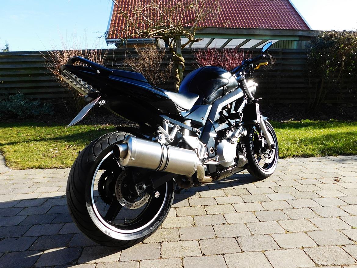 Suzuki SV 1000 N K7 - 2016 billede 6