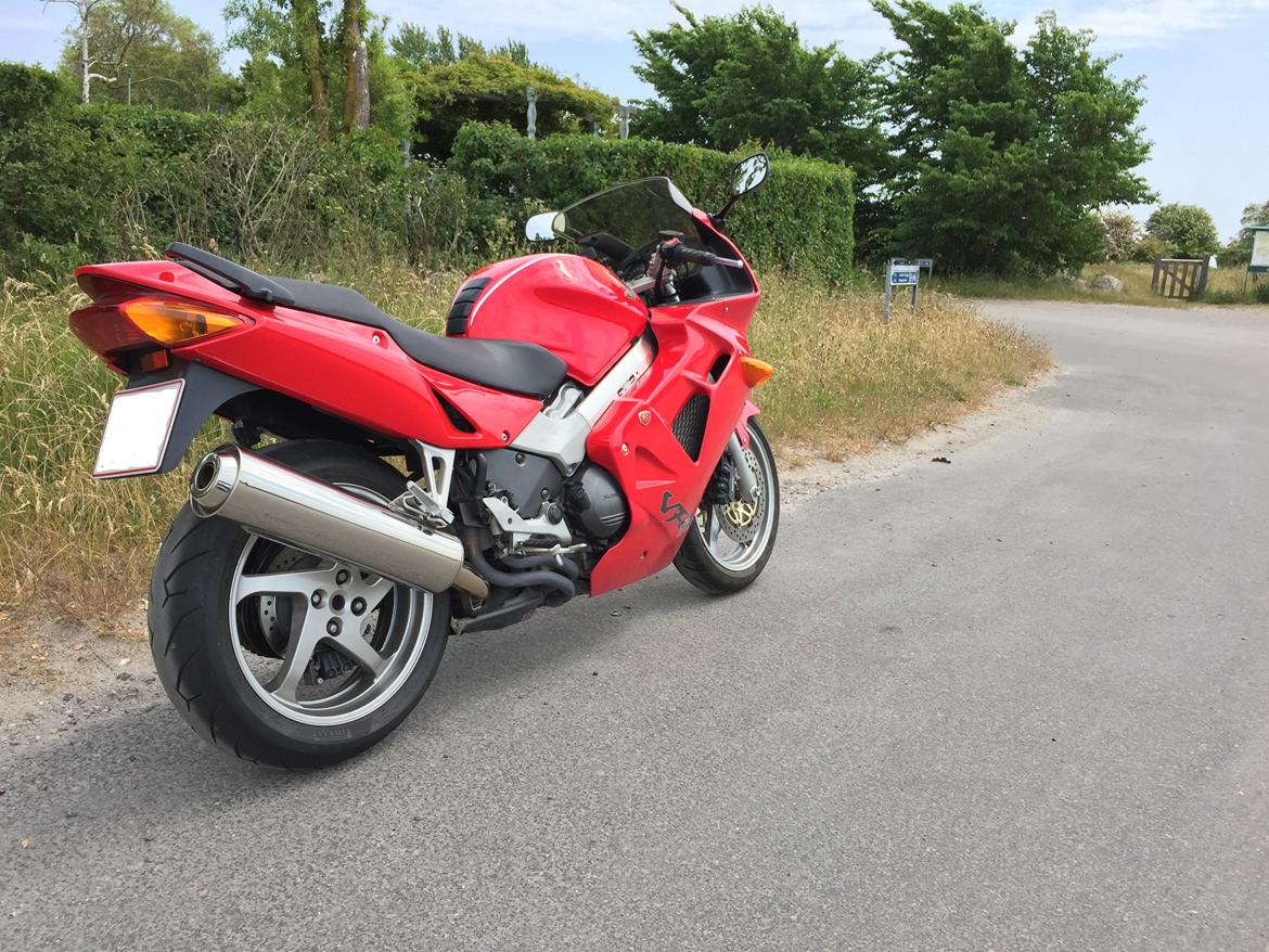 Honda VFR800 fi (SOLGT) billede 3