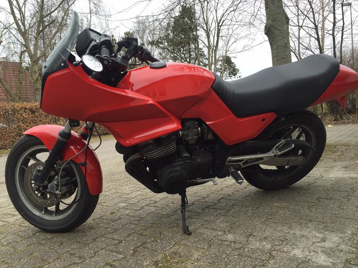 Suzuki Gsx 750 es billede 8