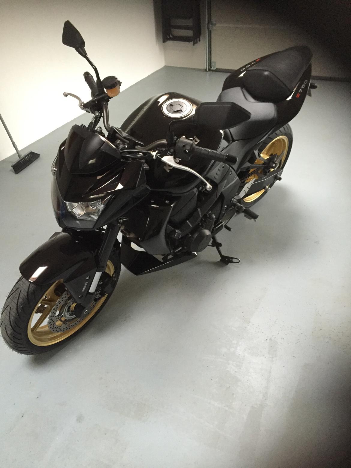 Kawasaki Z750 billede 7