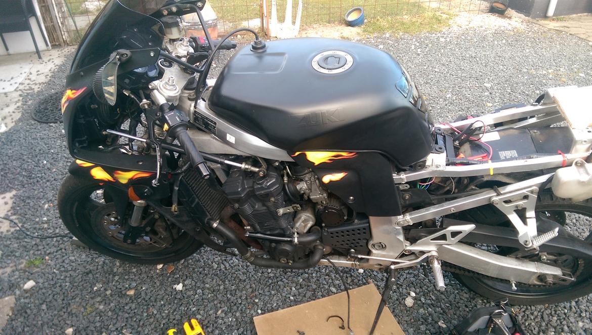 Suzuki GSXR 750 billede 6