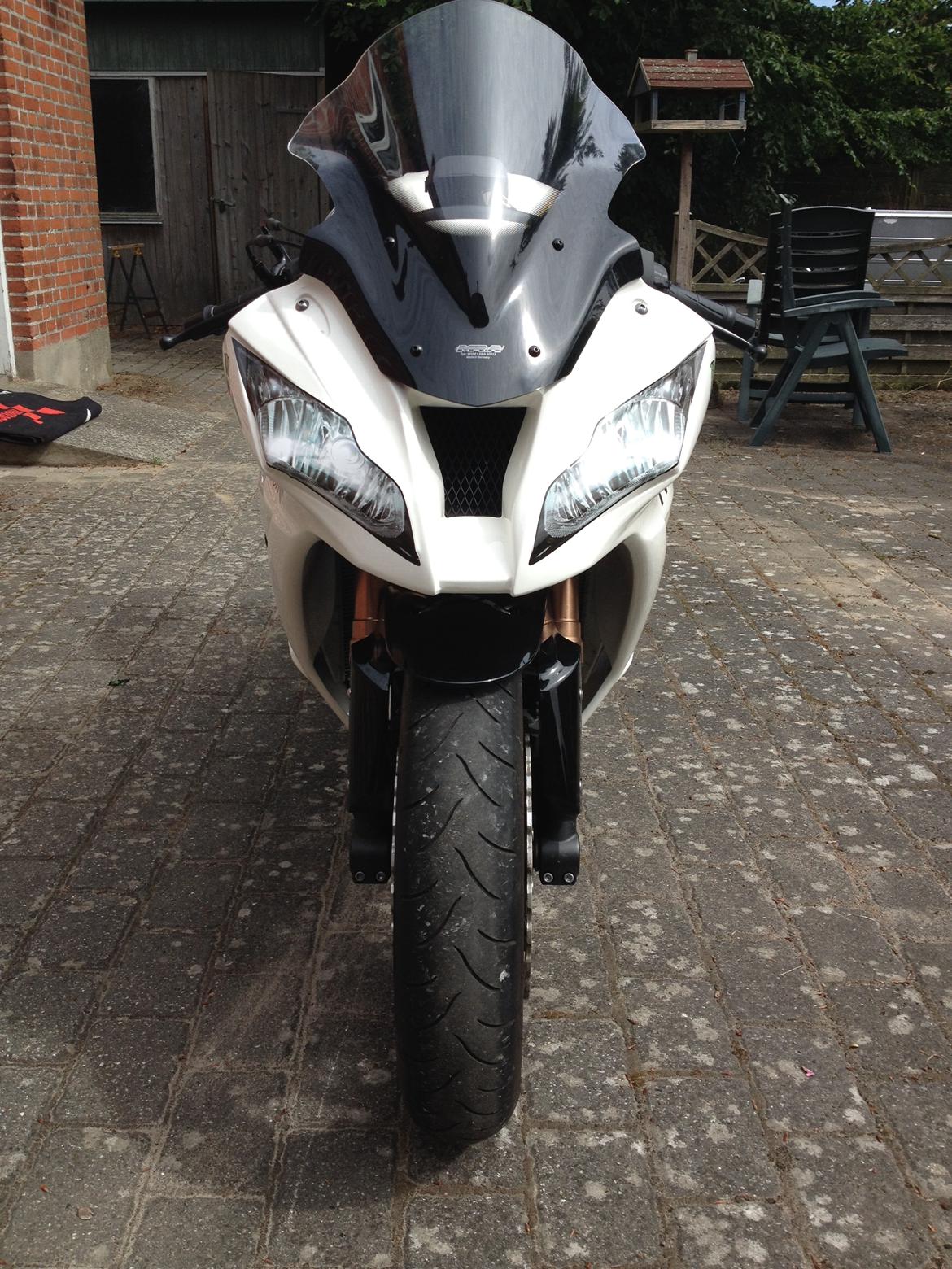 Kawasaki ZX10R billede 2