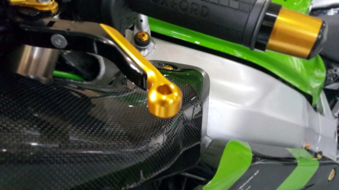 Kawasaki ZX7R (SOLGT) - Håndlavet Carbon duct Covers. billede 2