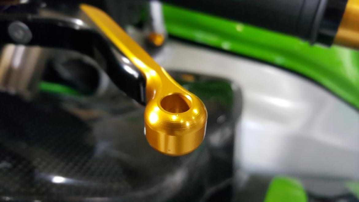 Kawasaki ZX7R (SOLGT) - GULD GULD GULD GULD... billede 3