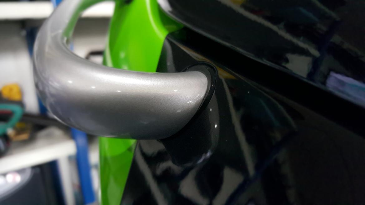 Kawasaki ZX7R (SOLGT) billede 9