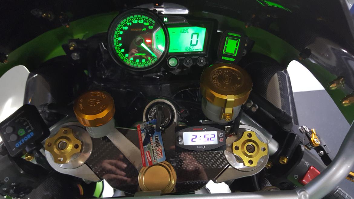 Kawasaki ZX7R (SOLGT) billede 13