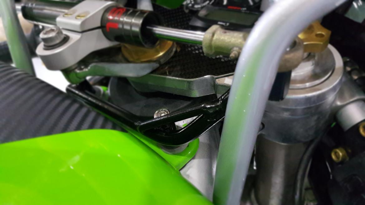 Kawasaki ZX7R (SOLGT) - Nymalede beslag. billede 25