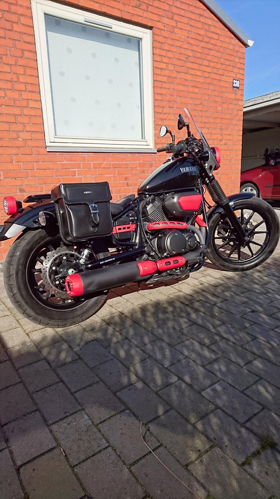 Yamaha XV950 Bolt (solgt) -  Sæson 2016, lidt farve skulle der til, jeg er vist til rødt :-) billede 1