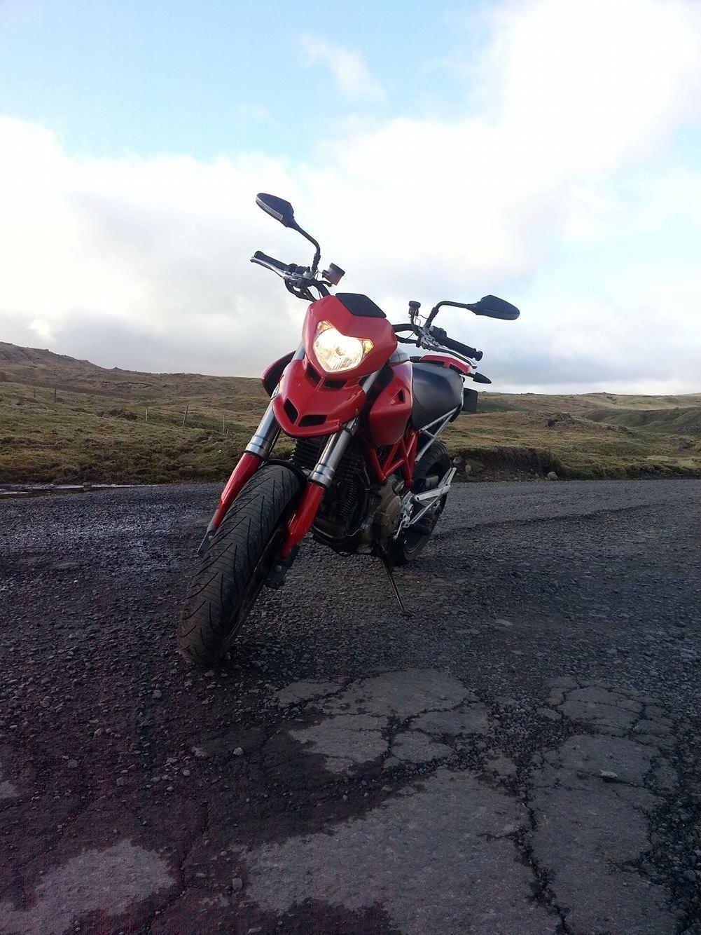 Ducati Hypermotard 1100EVO billede 2