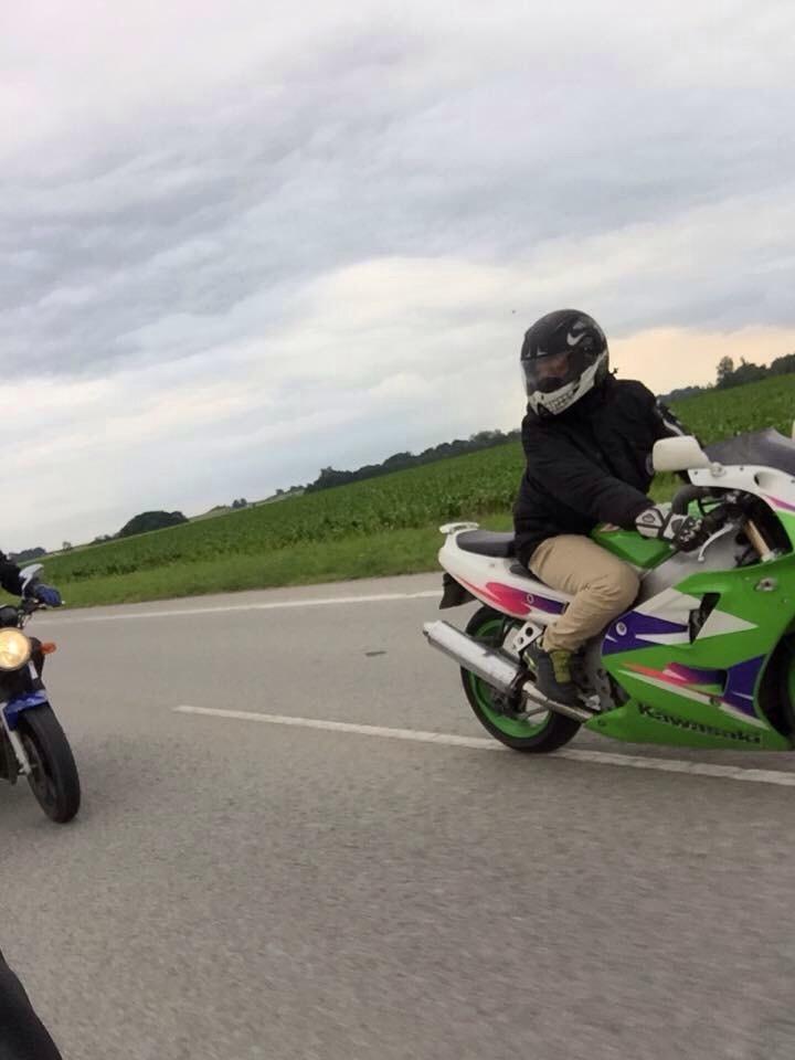 Kawasaki Zxr 400 billede 5