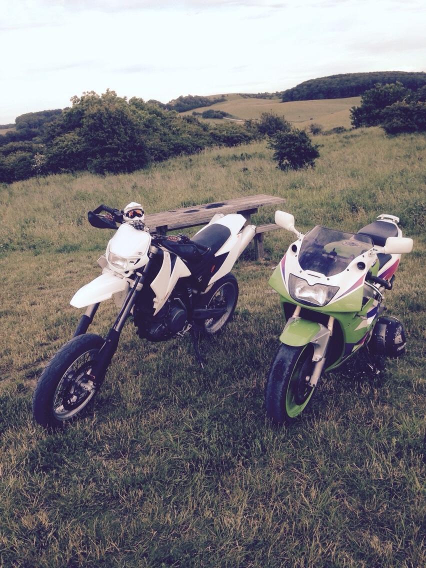 Kawasaki Zxr 400 billede 10