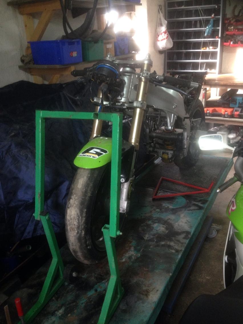 Kawasaki Zxr 400 billede 16