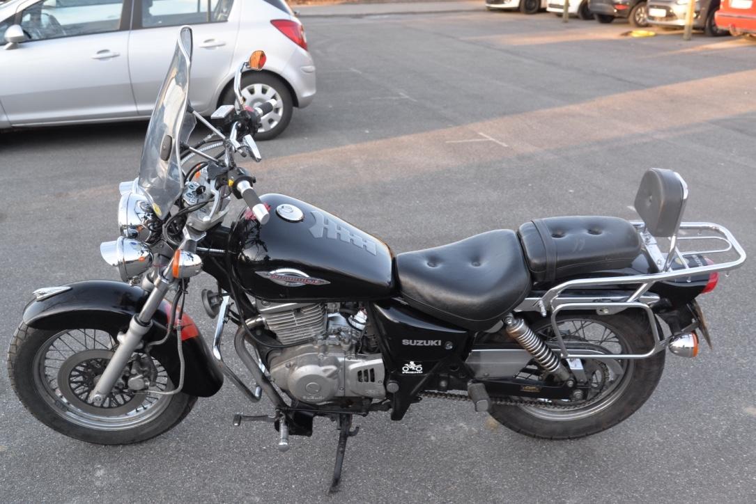 Suzuki GZ250 Marauder SOLGT billede 3