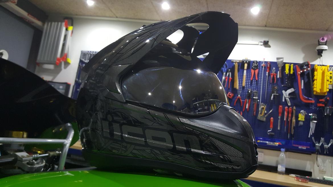 Kawasaki ZX7R (SOLGT) billede 31