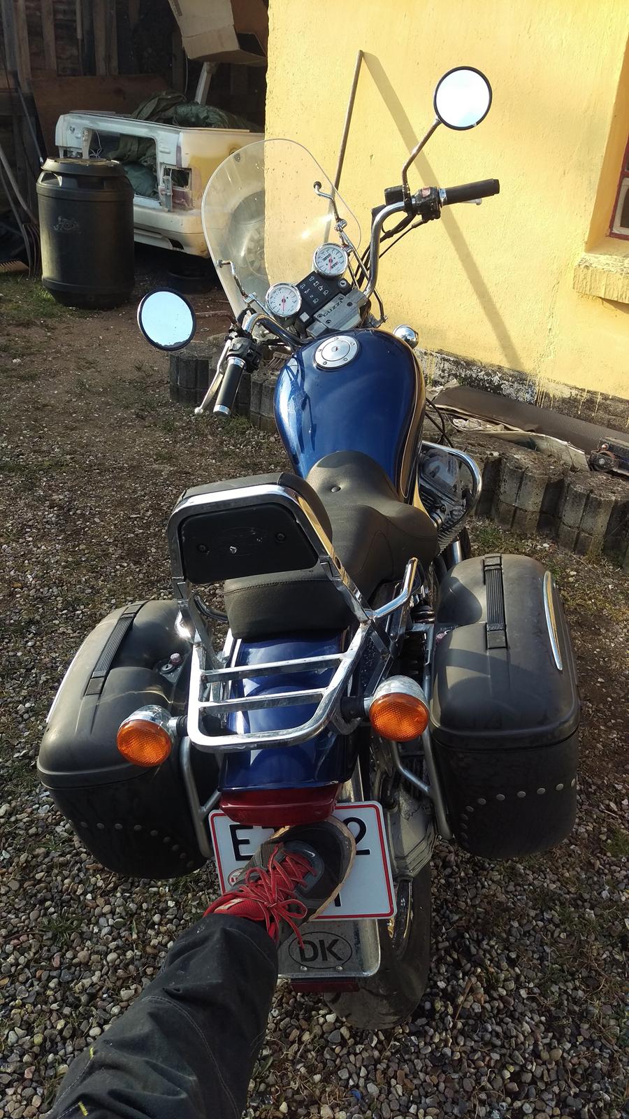 Moto Guzzi Nevada 750 club (Solgt)  billede 3