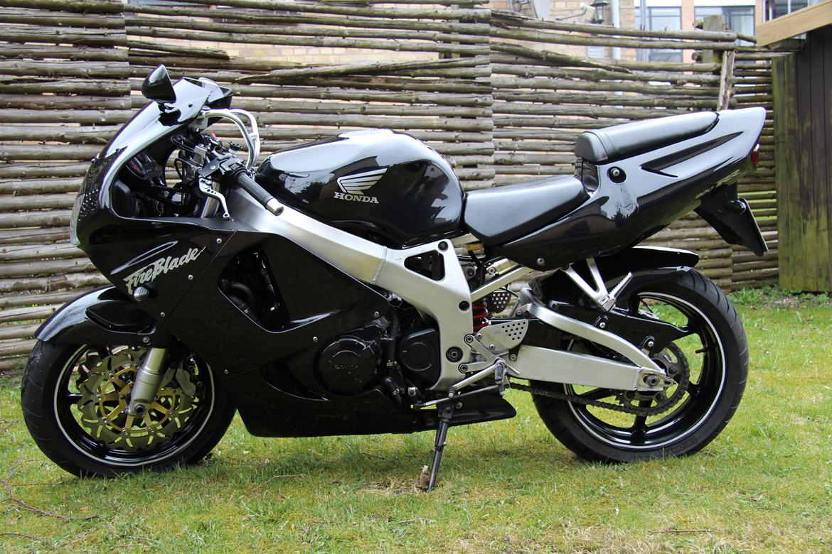 Honda CBR 900 RR Fireblade billede 7