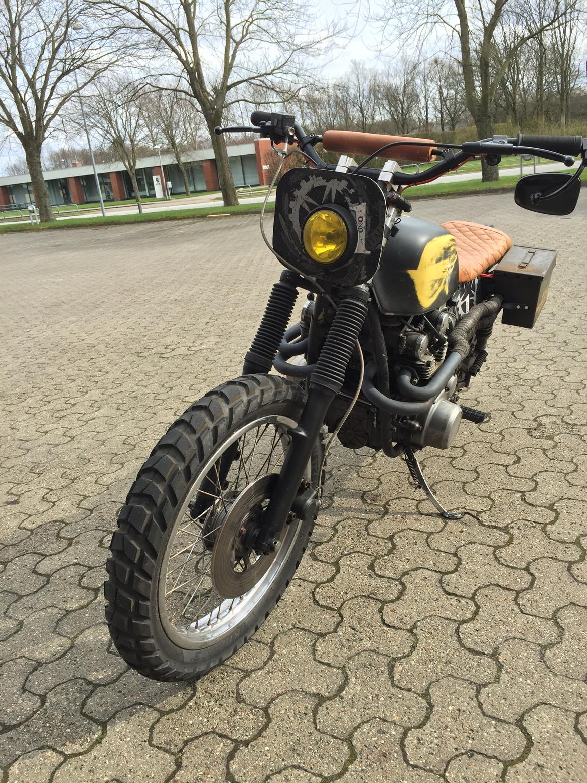 Suzuki GS550 billede 24