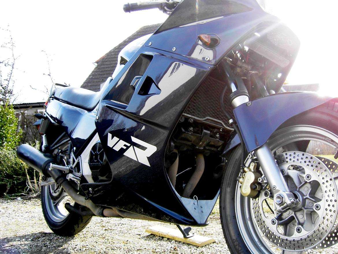 Honda VFR 750 F billede 8