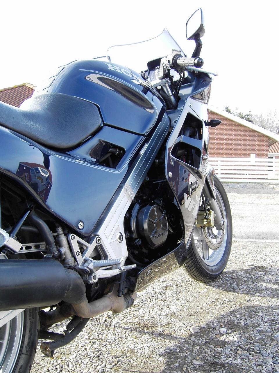Honda VFR 750 F billede 11