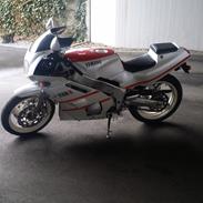 Yamaha Fzr 400 exup 