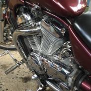 Suzuki Intruder