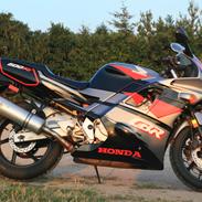 Honda CBR 600 F2