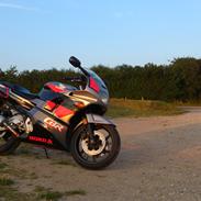 Honda CBR 600 F2