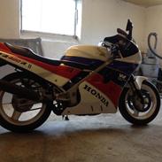 Honda Vfr 400 R 