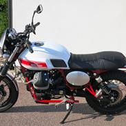 Moto Guzzi V7 II Stornello