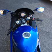 Kawasaki ZX6R 636
