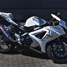 Suzuki GSXR 1000 K8