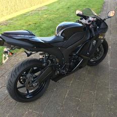 Kawasaki zx6r