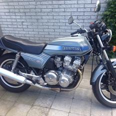 Honda CB 750 F